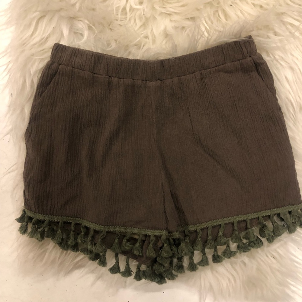 COPY - Fringe hem shorts
